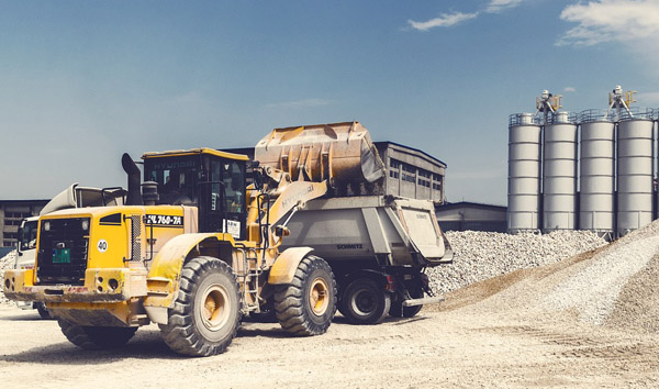 Navigating the Complexities of All-Terrain Forklift Specifications