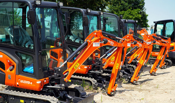 Revolutionizing Heavy-Duty Material Handling in Mining with 4WD Off-Road Forklifts
